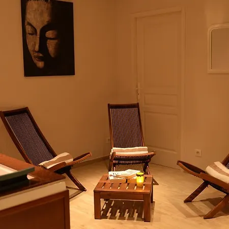 Chambres D'hotes La Maison De Leonie Collias
