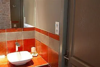 Guest house Chambres D'hotes La Maison De Leonie Collias