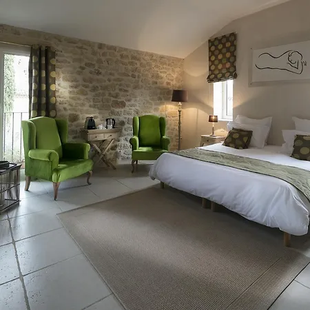 Chambres D'hotes La Maison De Leonie 4*